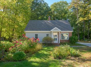 5 Birch Rd, Kennebunk, ME 04043