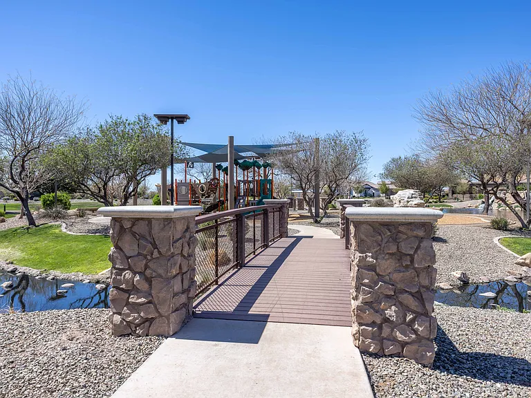 3896 E Alfalfa Dr — Photo 36