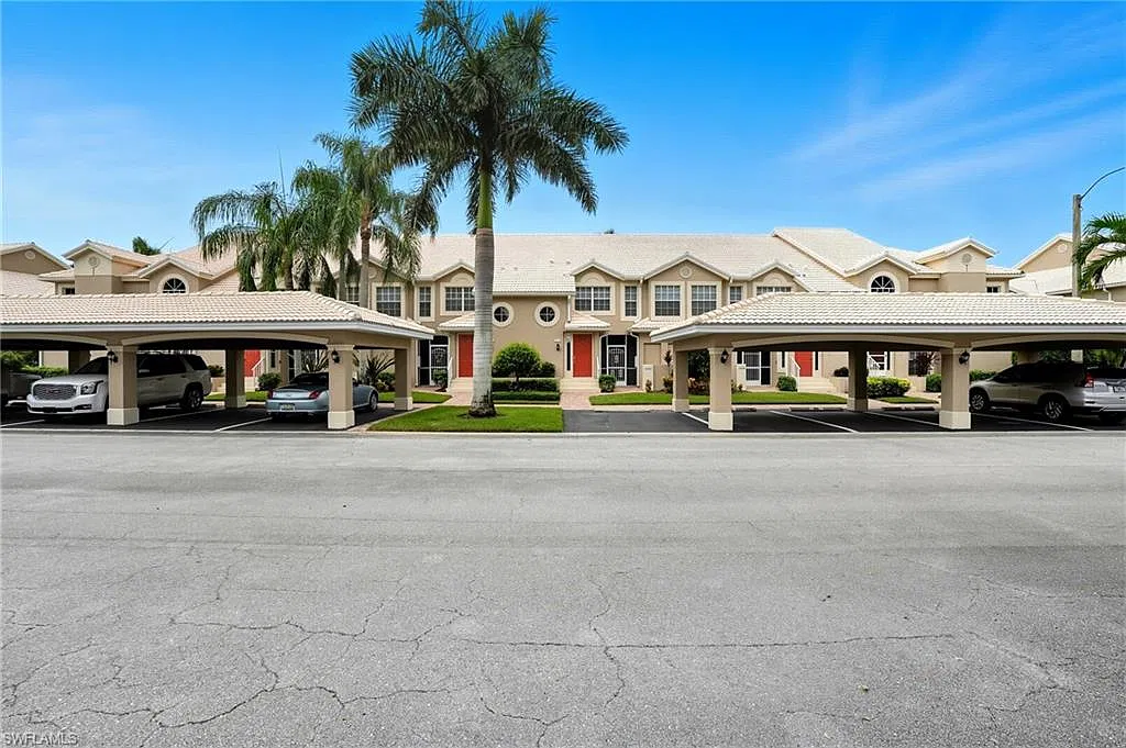 2 bed, 2.0 bath, 1076 sqft, $5,500 — Photo 1