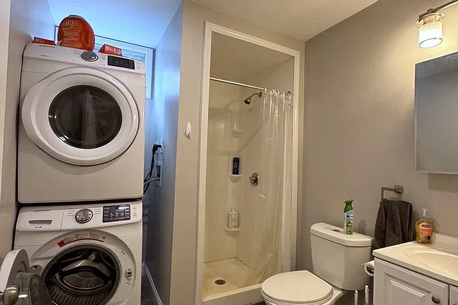 4 bed, $3,300 — Photo 4