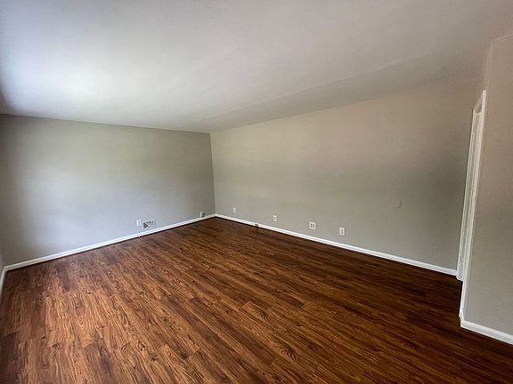 2nd image of 709 Branton Dr