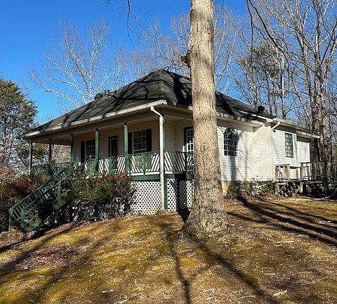 2nd image of 144 Dezzie Dr