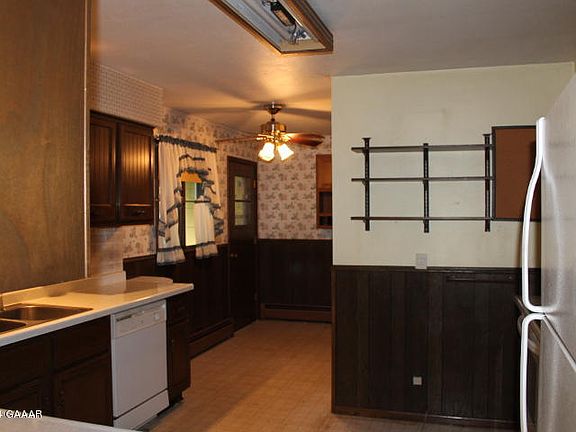 5th image of 319 W Park St