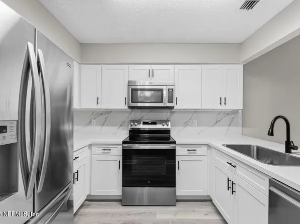 3552 COLONY COVE Trail W, Jacksonville, FL 32277