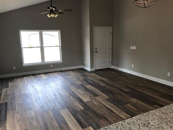 3rd image of 237 North Blvd