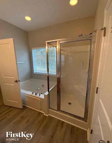 918 Laurel Oak Ln — Photo 14