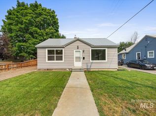 934 N 6th St, Payette, ID 83661