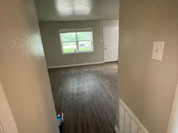 149 Echols St Unit 105