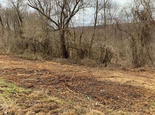 1429 Chapel Hill Rd, Triadelphia, WV 26059