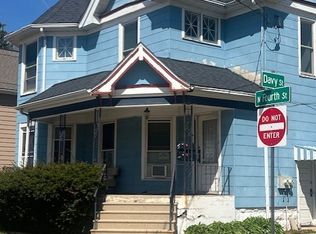 804 N 4th St, Dekalb, IL 60115