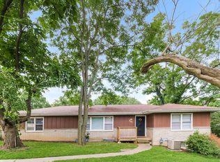 331 NW Woodland Rd, Riverside, MO 64150