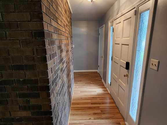 2nd image of 134 Cherren Dale Dr