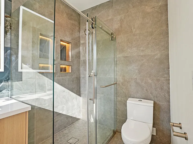 6162 Oak Crest Way #1/4 — Photo 31