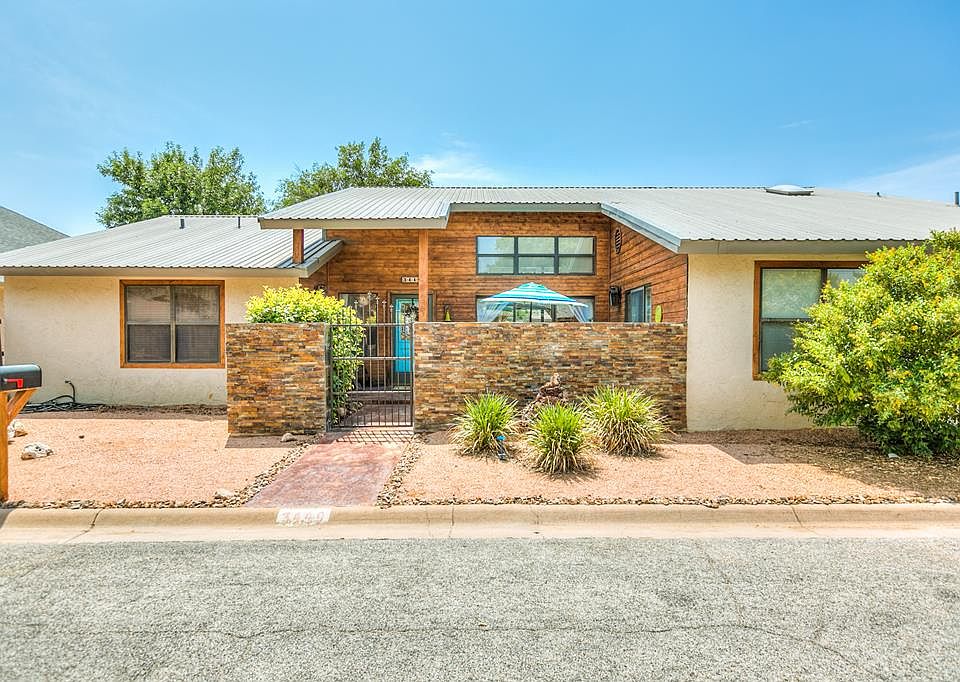 1st image of 3449 Sequoia Cir
