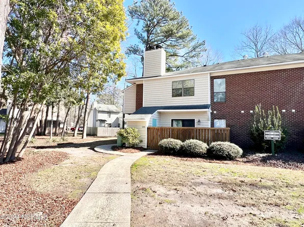 221 Hidden Branches Close, Winterville, NC 28590
