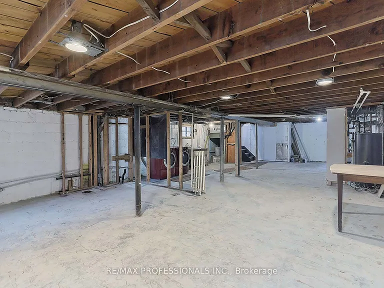 1213 Islington Ave — Photo 19