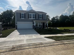 2331 N Liberty Lakes Dr, Greensburg, IN 47240