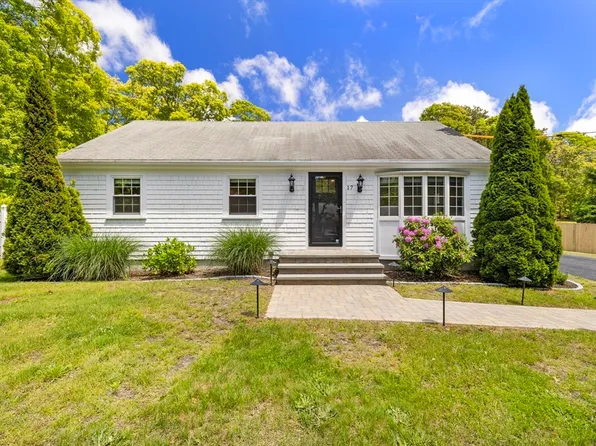 17 Kings Way, Orleans, MA 02653