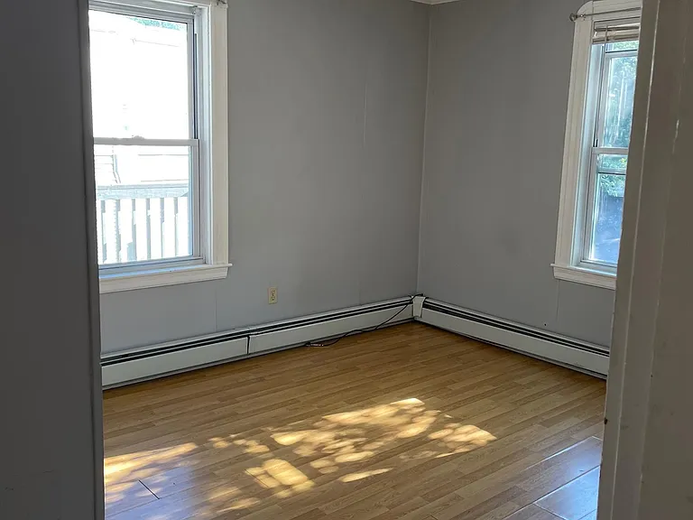 270 Washington St #2R — Photo 10