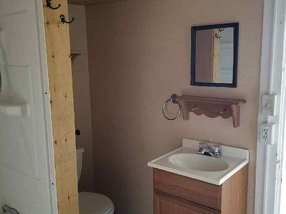 5th image of 16 Austin St