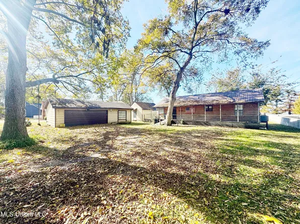 4660 Moon Lake Rd, Coahoma, MS 38617