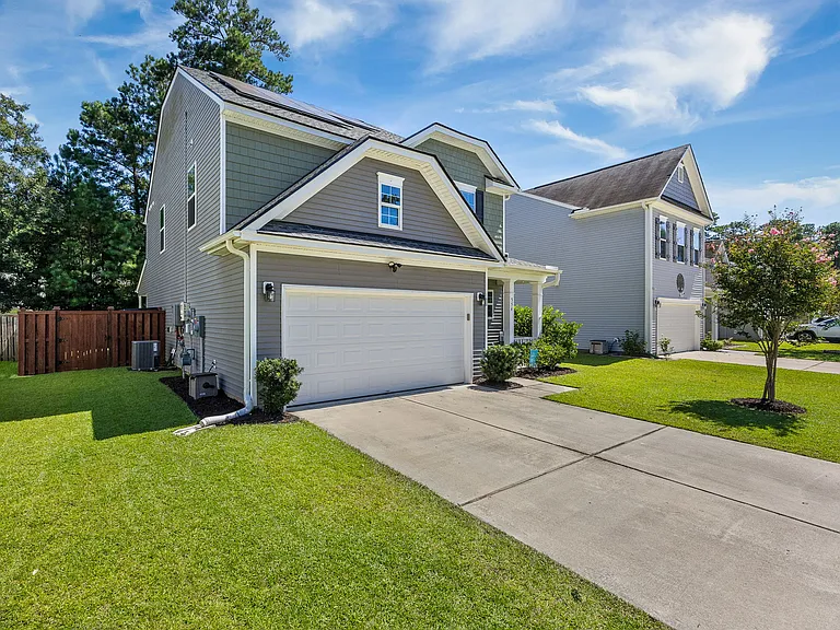 554 Wynfield Forest Dr — Photo 2