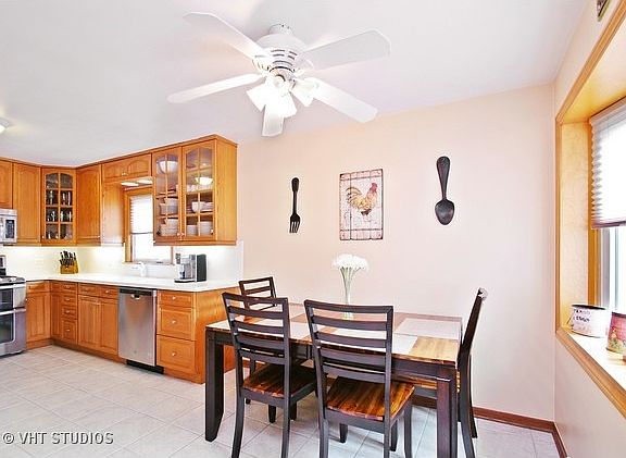5th image of 5650 N Ozark Ave