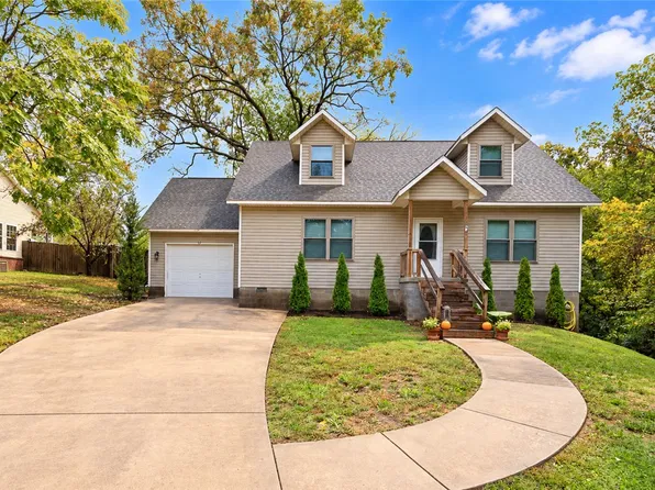 119 Woodland Dr, Siloam Springs, AR 72761