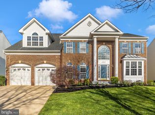 17812 Falconcrest Cir, Germantown, MD 20874