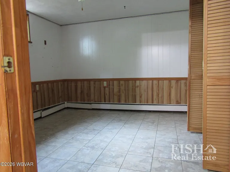 1820 Shiffler Ave — Photo 16