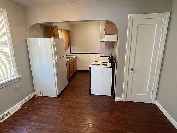 2nd image of 10041 Dorothy Ave