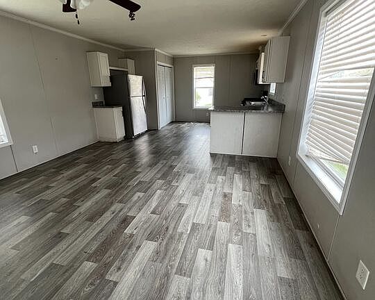 3rd image of 3210 Bel Clare Dr #98AR