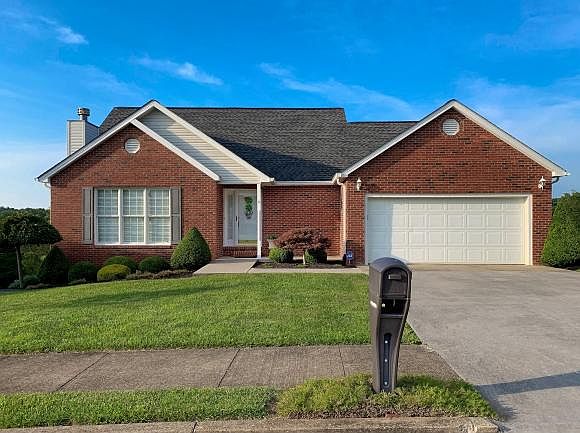1st image of 9 Boles Dr