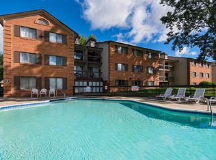 24455 Weathervane Blvd APT A313, Clinton Township, MI 48035