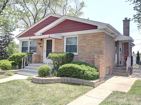4th image of 7101 Enfield Ave