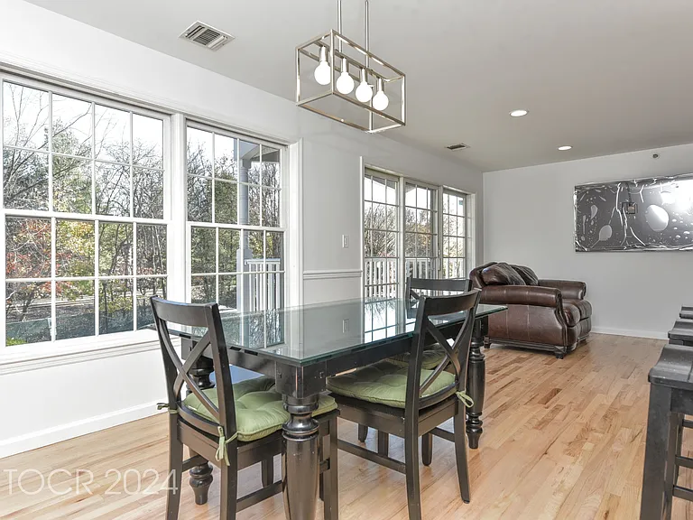 203 Central Park Pl — Photo 7