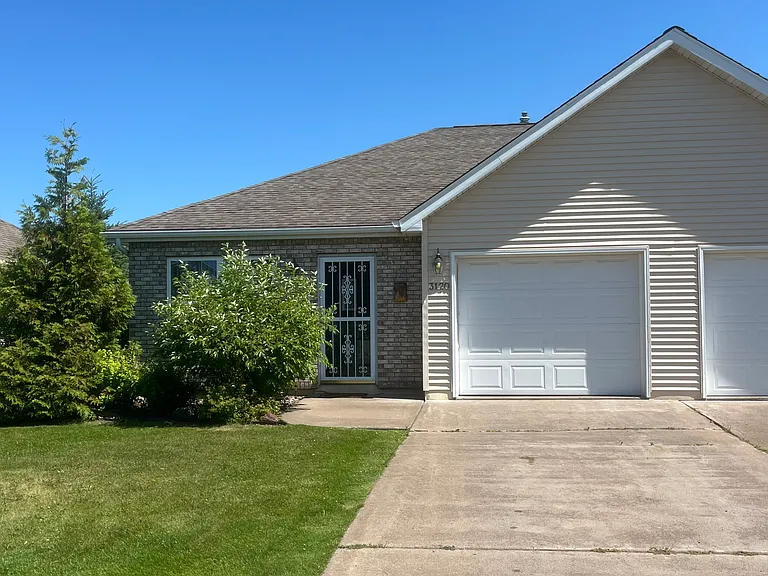 3120 Lamborn Ave — Photo 1