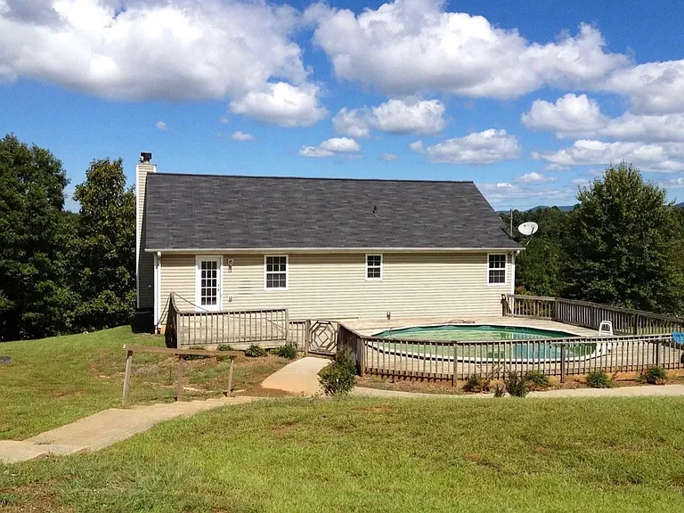 343 Hobson Dr — Photo 7