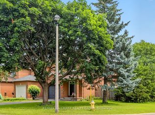 23 Whitegate Cres, Ottawa, ON K2J 4B6