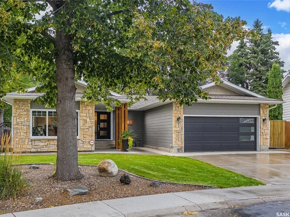 203 Charlebois CRESCENT, Saskatoon, SK S7K 5J4