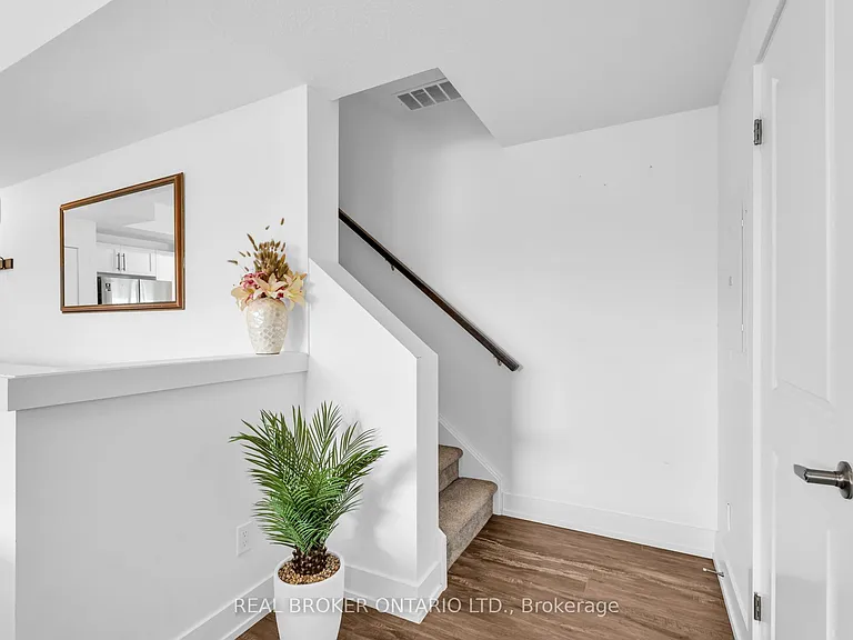 17 Centre St #311 — Photo 26