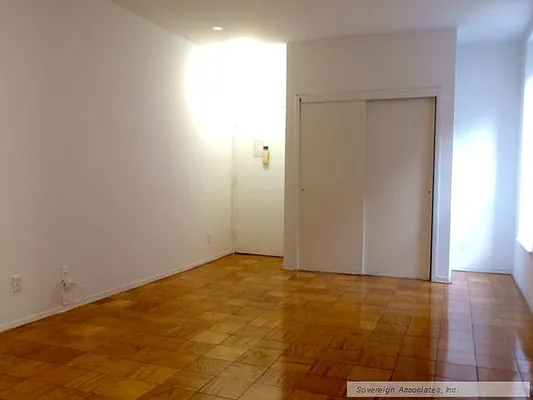 Rented by Sovereign Associates | media 19