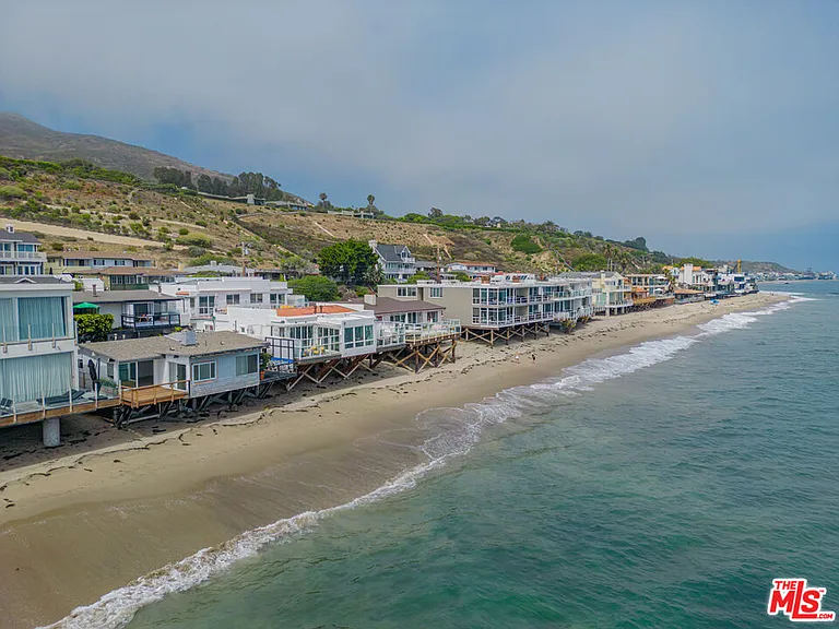 25154 Malibu Rd #4 — Photo 31