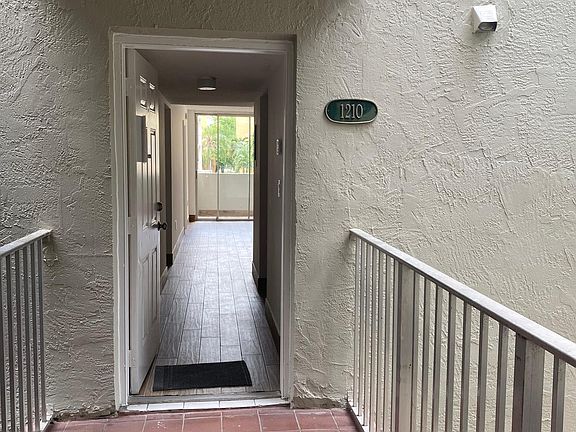 2nd image of 10090 NE 80th Ct #1210