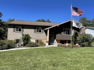 901 Brush Mountain Rd, Hollidaysburg, PA 16648