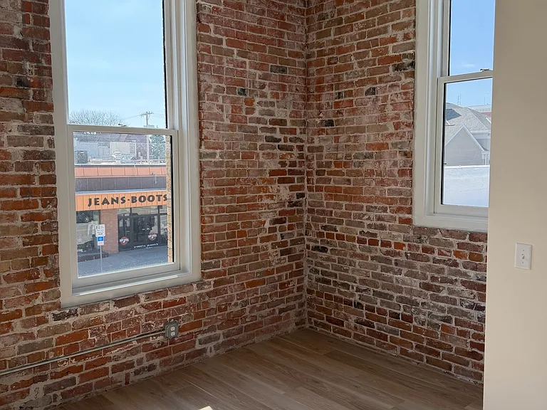 900 Central Ave #205 — Photo 24