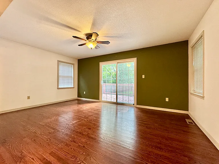 5204 Brookside Blvd — Photo 12