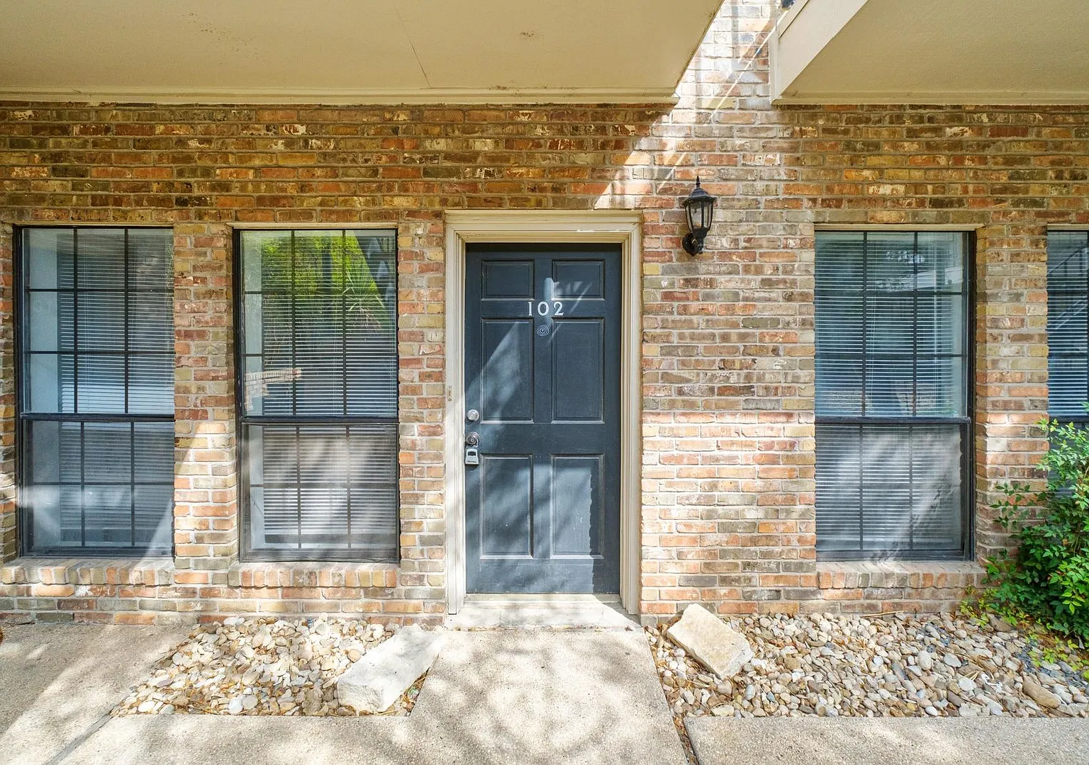 2801 Rio Grande St — Photo 1
