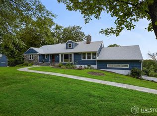 23 McCarthy Dr, Ossining, NY 10562