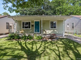 23753 Davey Ave, Hazel Park, MI 48030